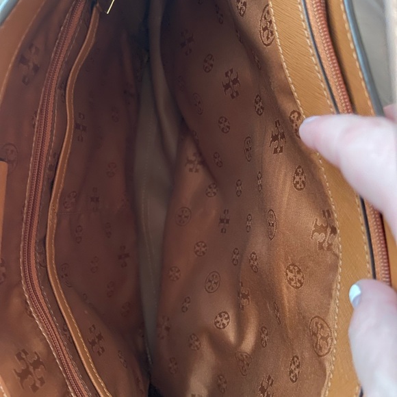 tory burch large tote - Picture 3 of 6